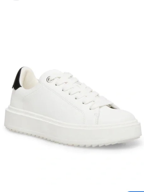 Steve Madden Shoes - Steve Madden Catcher White Platform Lace up Sneaker  Black Heel Accent Sz 7.5